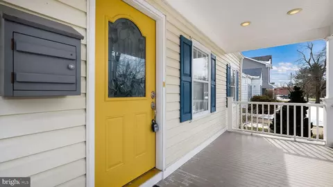 Exterior - 348 Doyle St, Doylestown, PA 18901 photo 5 of 8