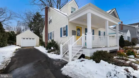 Exterior - 348 Doyle St, Doylestown, PA 18901 photo 4 of 8