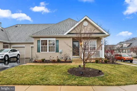 175 Harmony Ct, Bensalem, PA 19020
