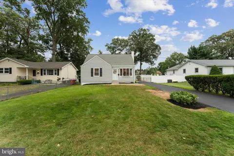 Exterior - 449 Maple St, Warminster, PA 18974 photo 11 of 11