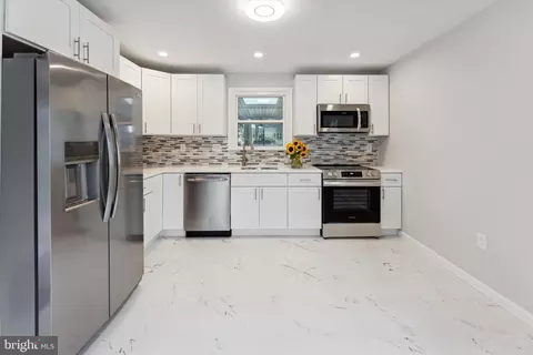Kitchen - 449 Maple St, Warminster, PA 18974 photo 1 of 3