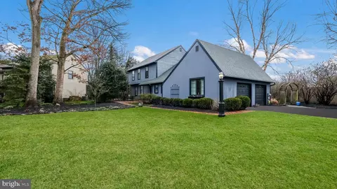 280 N Tamenend Ave, Doylestown, PA 18901
