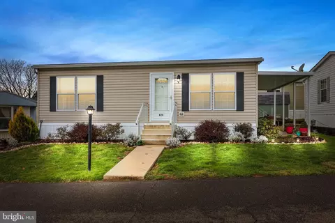 2304 Brownsville Rd #B-20 SPRUCE DR., Feasterville Trevose, PA 19053
