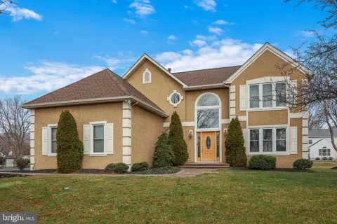 1208 Candlewick Ct, Yardley, PA 19067