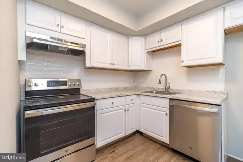 1575 W Street Rd #925, Warminster, PA 18974