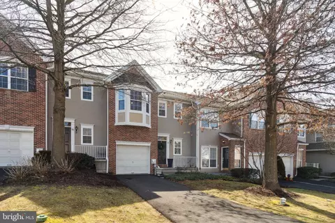 20 Tankard Ln, Washington Crossing, PA 18977