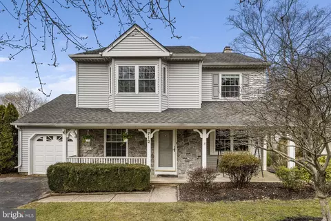 712 S Main St, Perkasie, PA 18944