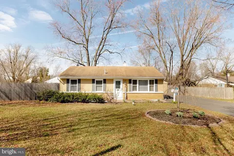1101 Karen Ave, Croydon, PA 19021