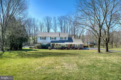245 Saddle Dr, Furlong, PA 18925
