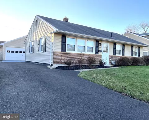 3702 Berkley Rd, Bensalem, PA 19020
