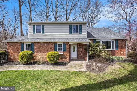 18 Far View Rd, Chalfont, PA 18914