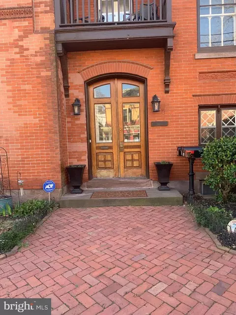 256 Radcliffe St, Bristol, PA 19007