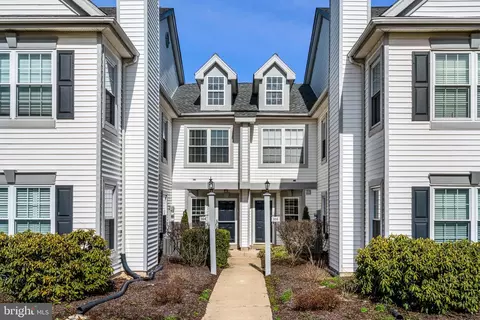 104 Red Maple Ct, Warwick, PA 18974