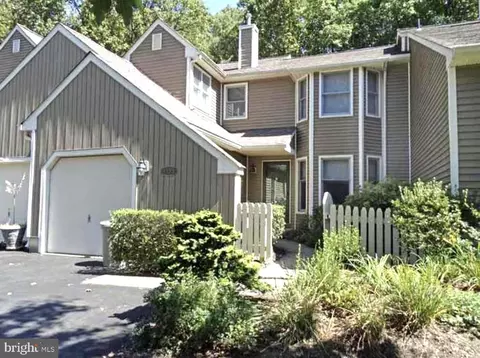 1555 Applewood Cir, Yardley, PA 19067