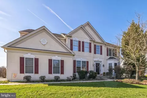 2812 Mountain Laurel Dr, Furlong, PA 18925