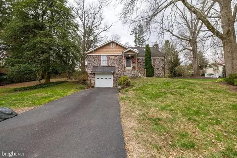 121 Riverview Ave, Yardley, PA 19067