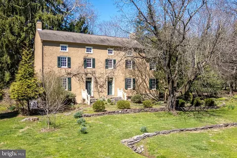 4522 New Hope Rd, Furlong, PA 18925