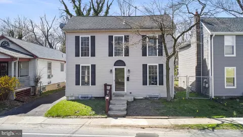 423 N Delmorr Ave, Morrisville, PA 19067