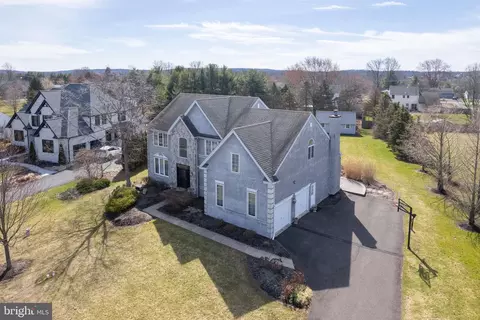 1842 Hunters Horn Ln, Quakertown, PA 18951