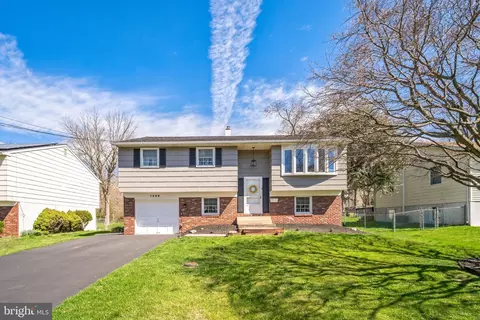 1259 Whittier Ave, Bensalem, PA 19020