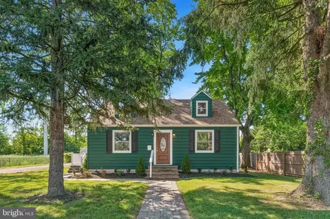 1223 Highland Ave, Bensalem, PA 19020