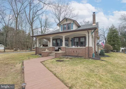 815 River Rd, Yardley, PA 19067