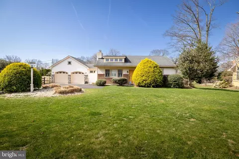181 Durham Rd, Newtown, PA 18940