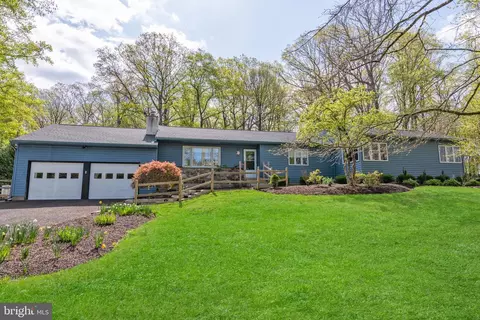 6948 Ely Rd, New Hope, PA 18938