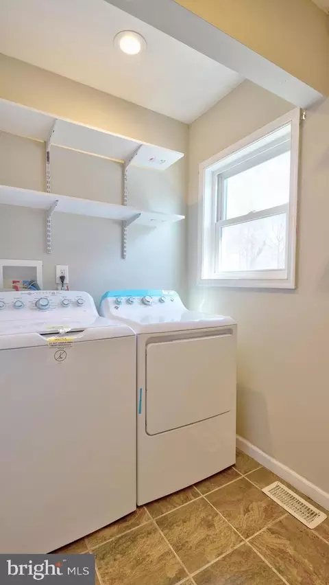 981 Prospect Ave, Croydon, PA 19021 photo 9