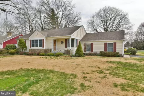 47 Black Rock Rd, Yardley, PA 19067