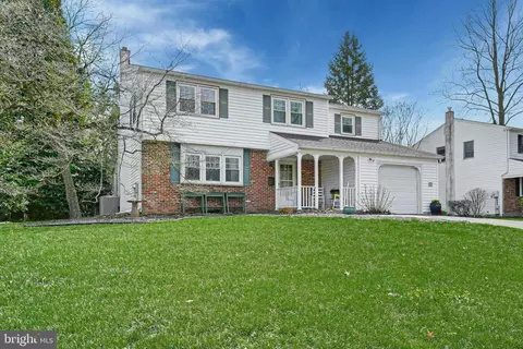 28 Belmont Sq, Doylestown, PA 18901