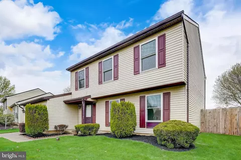 416 Federal Ln, Morrisville, PA 19067