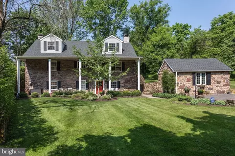 9520 Old Easton Rd, Kintnersville, PA 18930