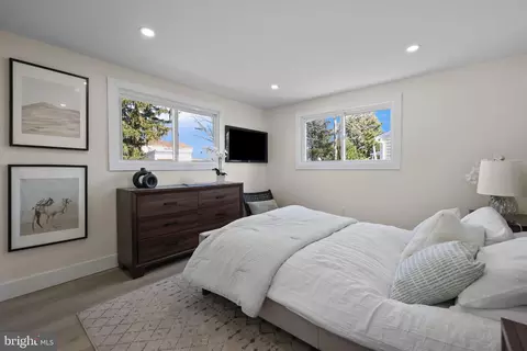 Bedroom - 1491 Hampton Ln, Warminster, PA 18974 photo 1 of 2