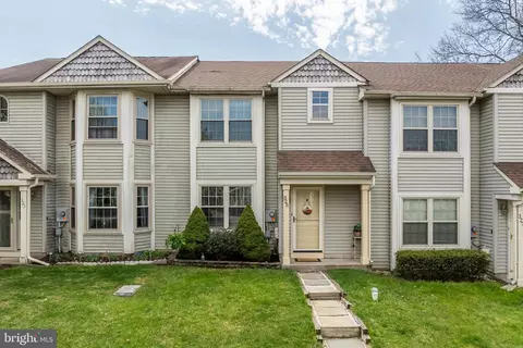 325 Kent Ln, Perkasie, PA 18944