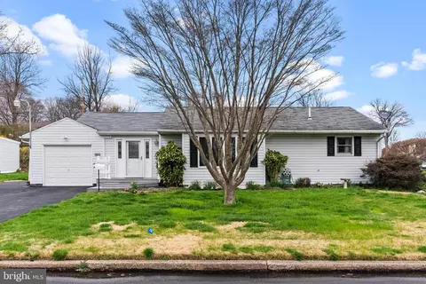 523 Temple Rd, Southampton, PA 18966