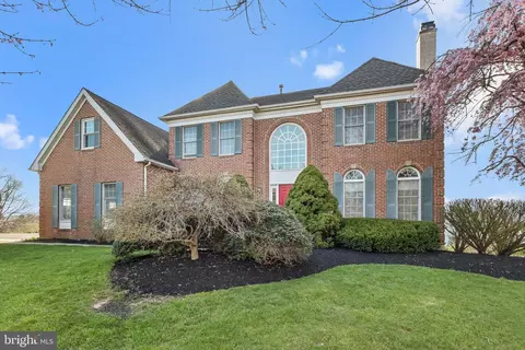 1 Yale Dr, Richboro, PA 18954