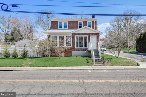 411 E Walnut St, Perkasie, PA 18944