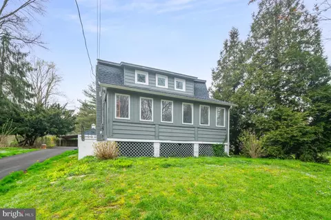 206 River Rd, Washington Crossing, PA 18977