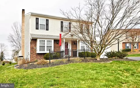 168 Hampton Dr, Langhorne, PA 19047