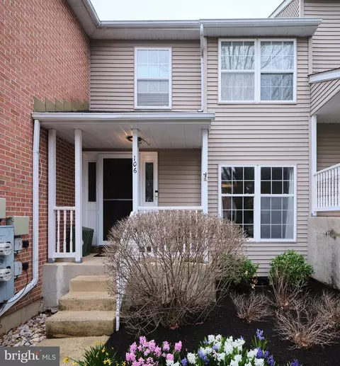 106 Bishops Gate Ln, Doylestown, PA 18901