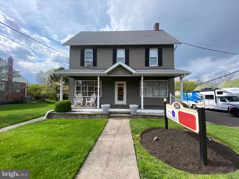 263 Broad, Trumbauersville, PA 18970