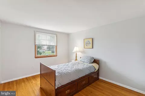 Bedroom - 1419 Devon Rd, Warminster, PA 18974 photo 7 of 10