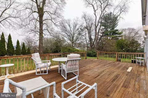 Exterior - 1419 Devon Rd, Warminster, PA 18974 photo 7 of 11