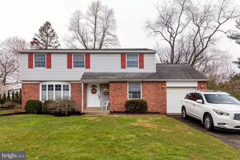 1419 Devon Rd, Warminster, PA 18974