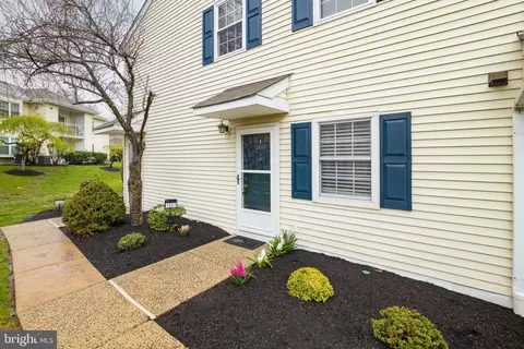 1507 Steamboat Sta, Southampton, PA 18966