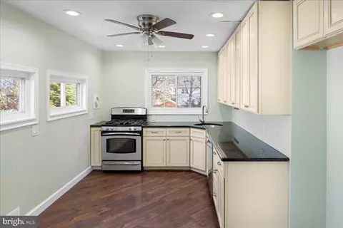 Kitchen - 369 Beech St, Warminster, PA 18974 photo 1 of 2
