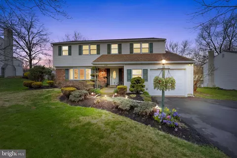 2137 Greyhorse Dr, Warrington, PA 18976