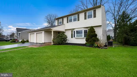Exterior - 888 Phillips Rd, Warminster, PA 18974 photo 2 of 7