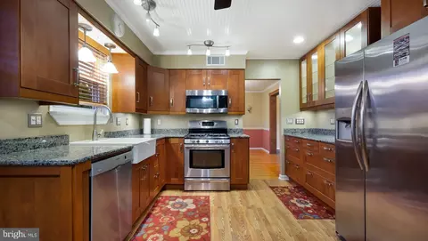 Kitchen - 888 Phillips Rd, Warminster, PA 18974 photo 4 of 4